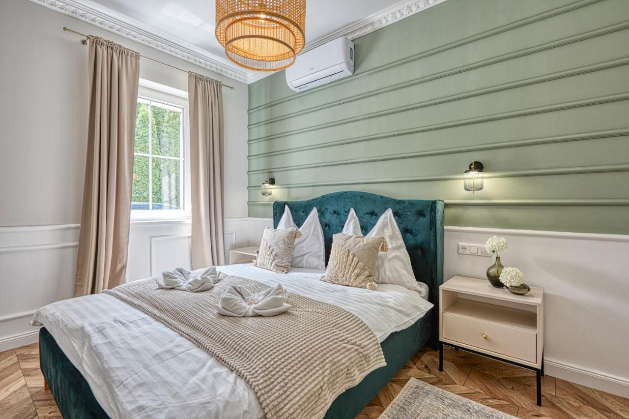 The Doors Luxury Apartment Mosonmagyaróvár المظهر الخارجي الصورة