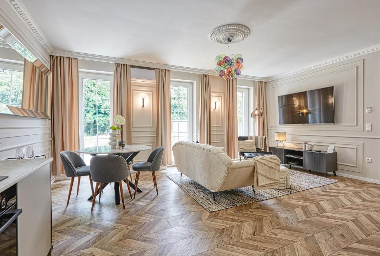 The Doors Luxury Apartment Mosonmagyaróvár المظهر الخارجي الصورة
