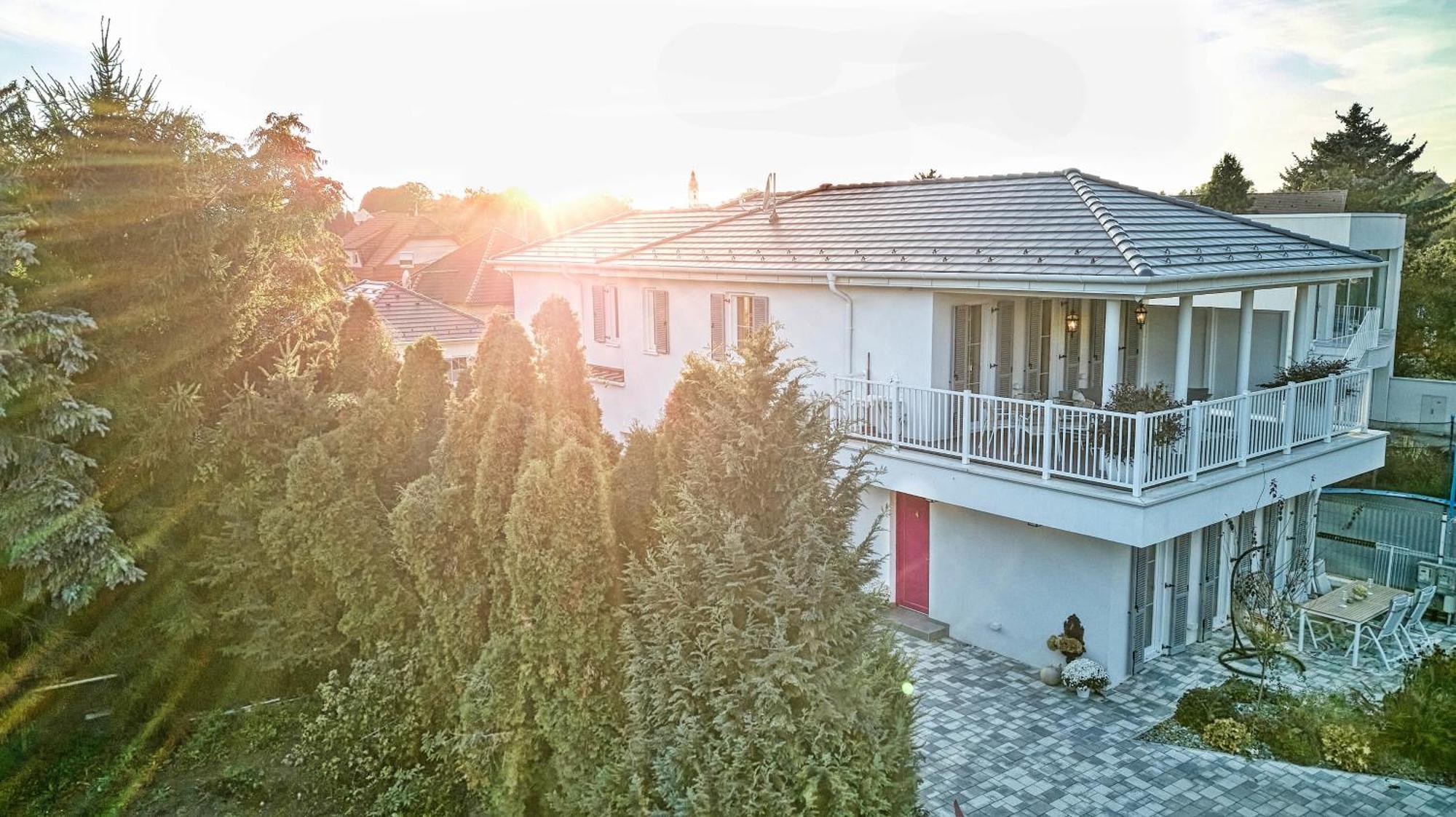 The Doors Luxury Apartment Mosonmagyaróvár المظهر الخارجي الصورة