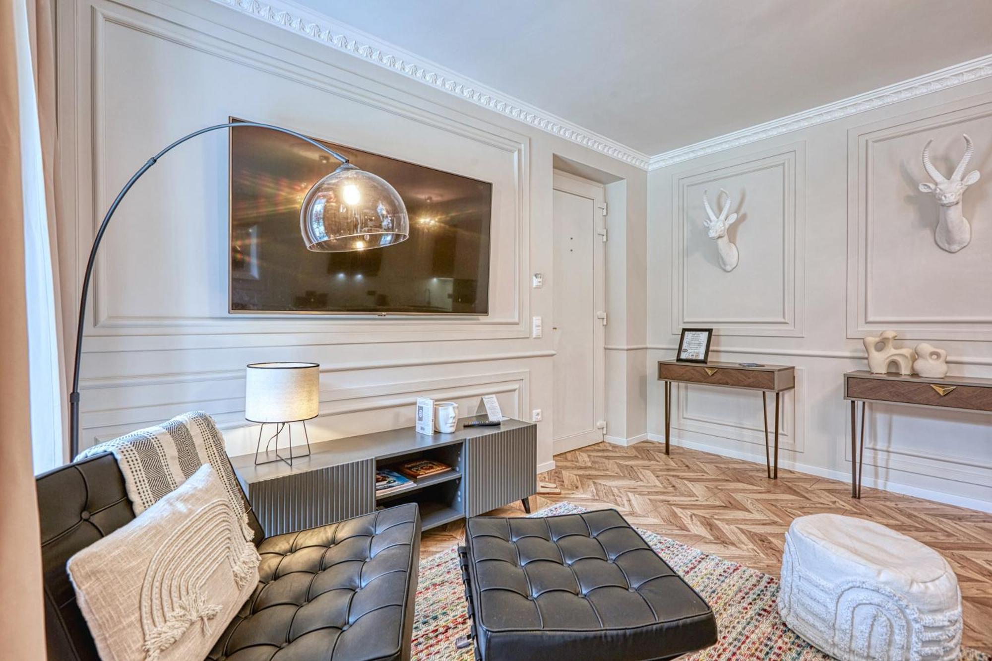 The Doors Luxury Apartment Mosonmagyaróvár المظهر الخارجي الصورة